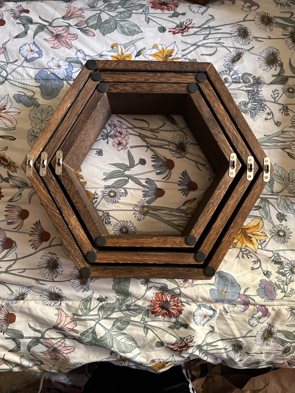 Hexagon Wooden Wall Shelves - Rustic Brown Set - Picture 3 of 6